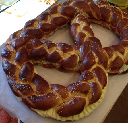 Gefüllter Partybrezel 